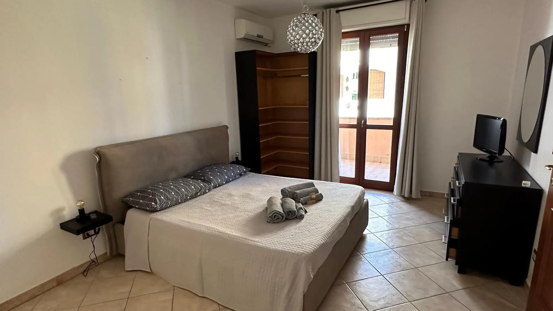 Dante'S Holiday Home Porto Torres Italia